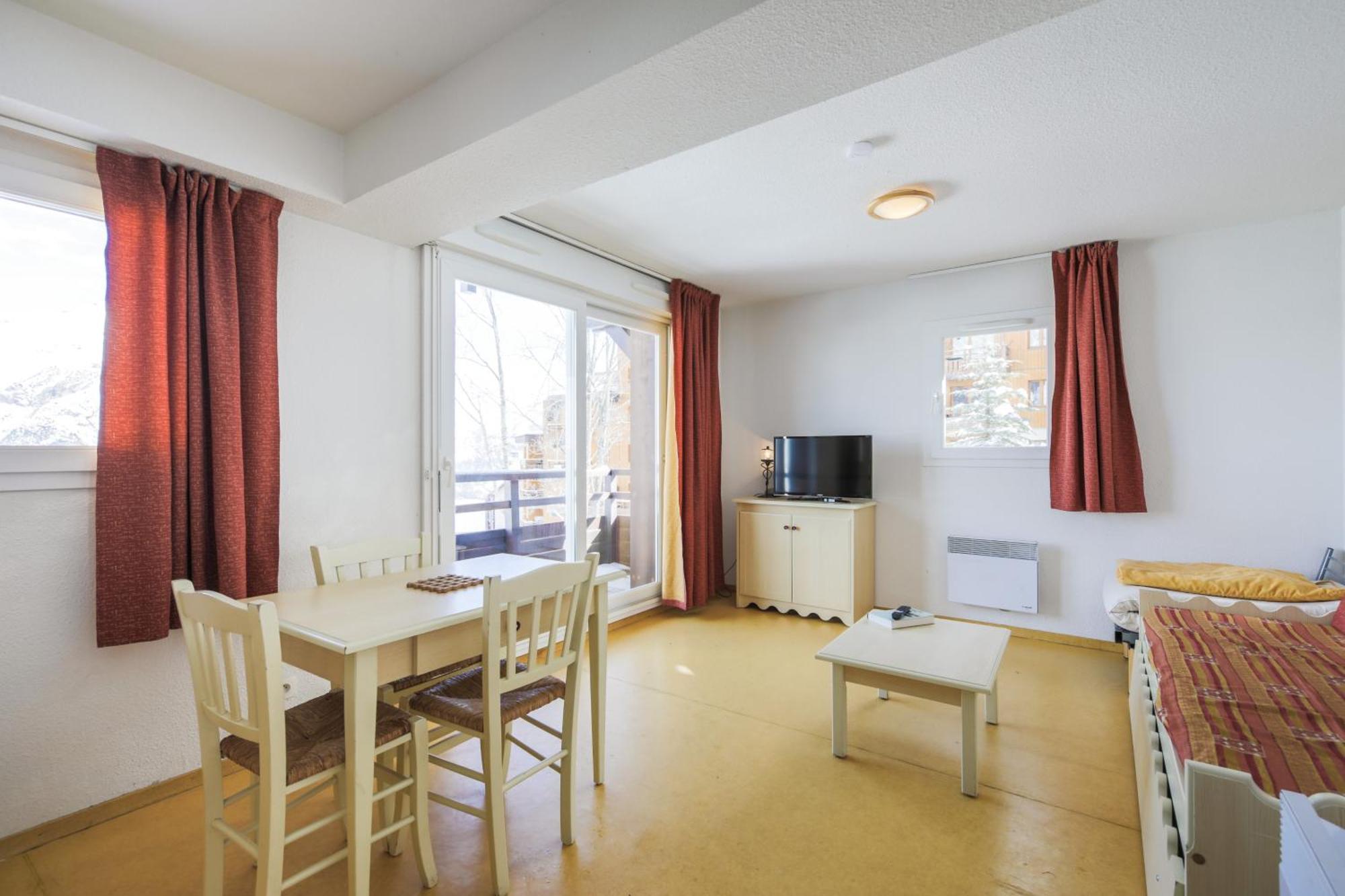 Residence Les Chalets De Puy Saint Vincent - Maeva Home Puy-Saint-Vincent Zimmer foto